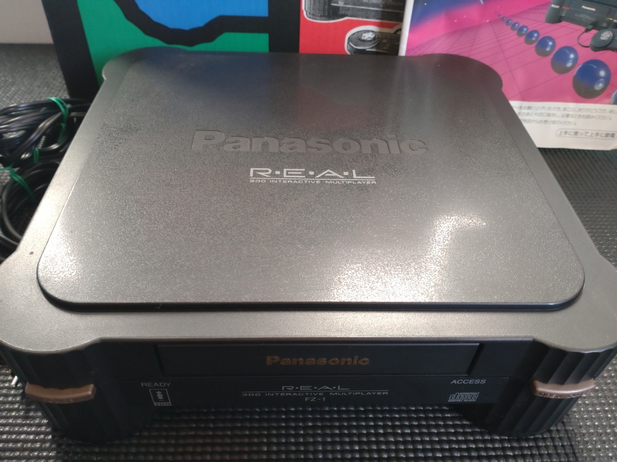 3DO FZ-10 Panasonic REAL 動作確認スミ 本体 コントローラー console +ソフト21本付き 取り扱い説明書有り パナソニック_画像3