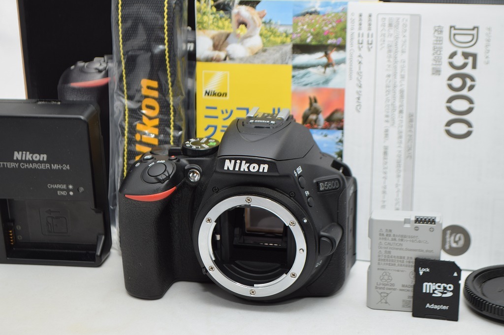 最安値 美品☆Nikon ボディ☆元箱付 D5600 ニコン ニコン