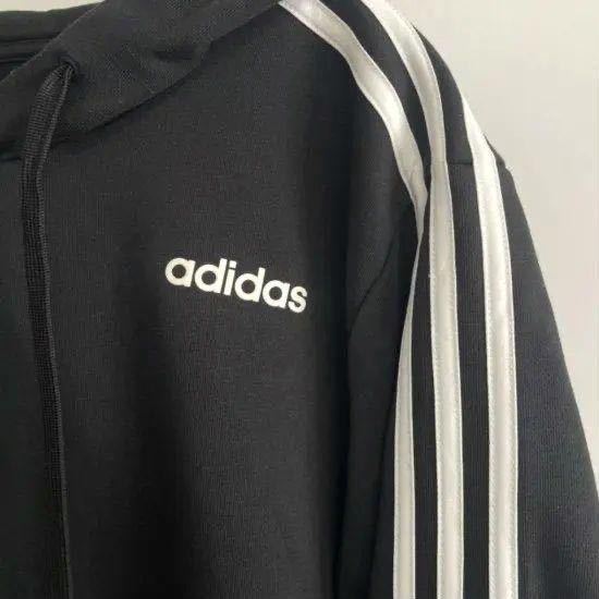 adidas 　アディダスパーカー 　ブラック　 M_画像4