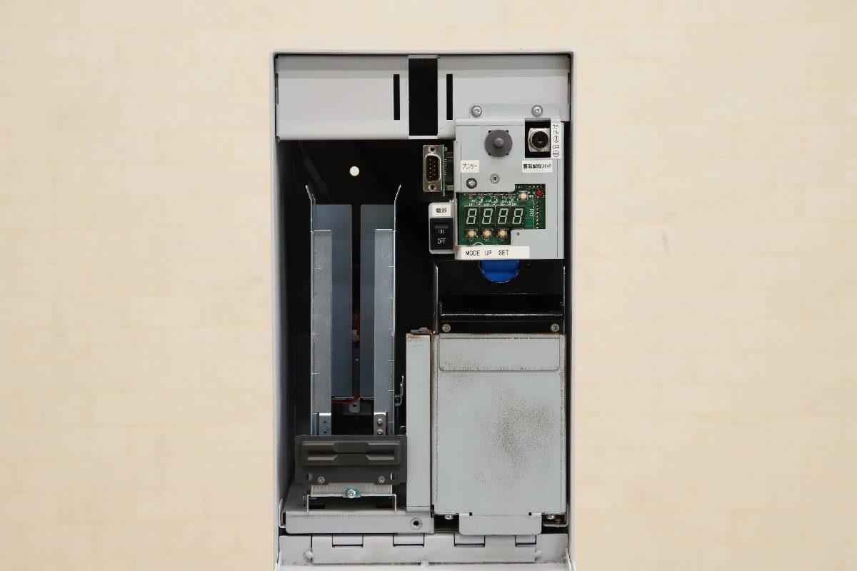 東亜電子工業 カード販売機 VML3 鍵付き 100V ST 直接引き取り推奨 名古屋市守山区_画像4
