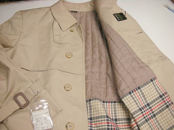 ジャンク市★綿混ベージュ beige キルティング生地シングルベルテッドコート 90-4_裏にチェック柄背中キルティング生地