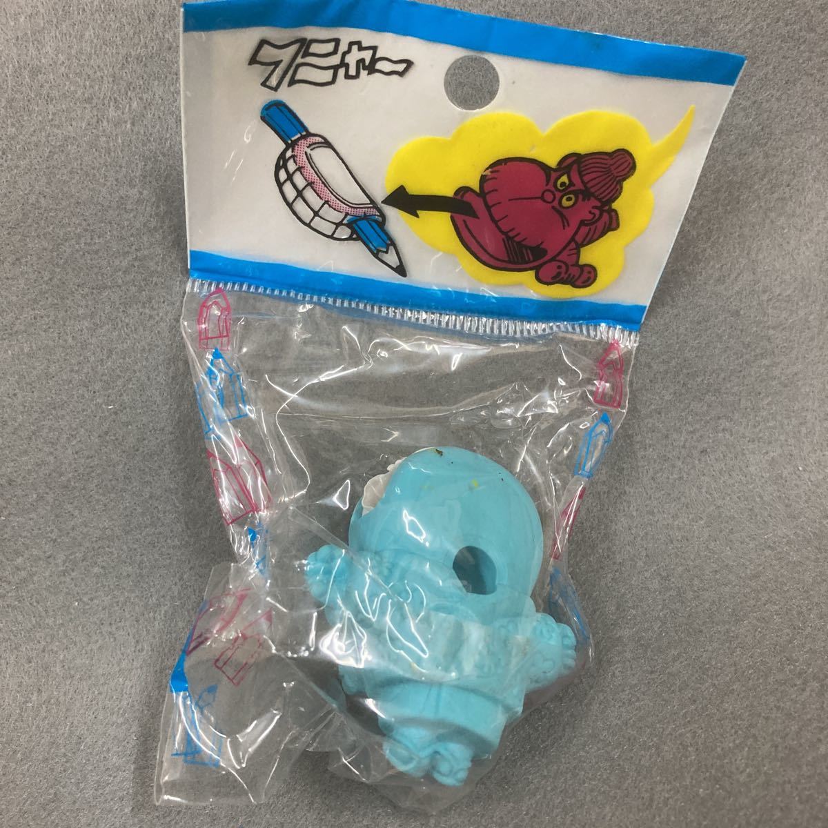 昭和レトロ かみつき ばあちゃん 消しゴム 2個 当時物 駄菓子屋 昭和レトロ かみつき ばあちゃん 消しゴム 2個 当時物 駄菓子屋