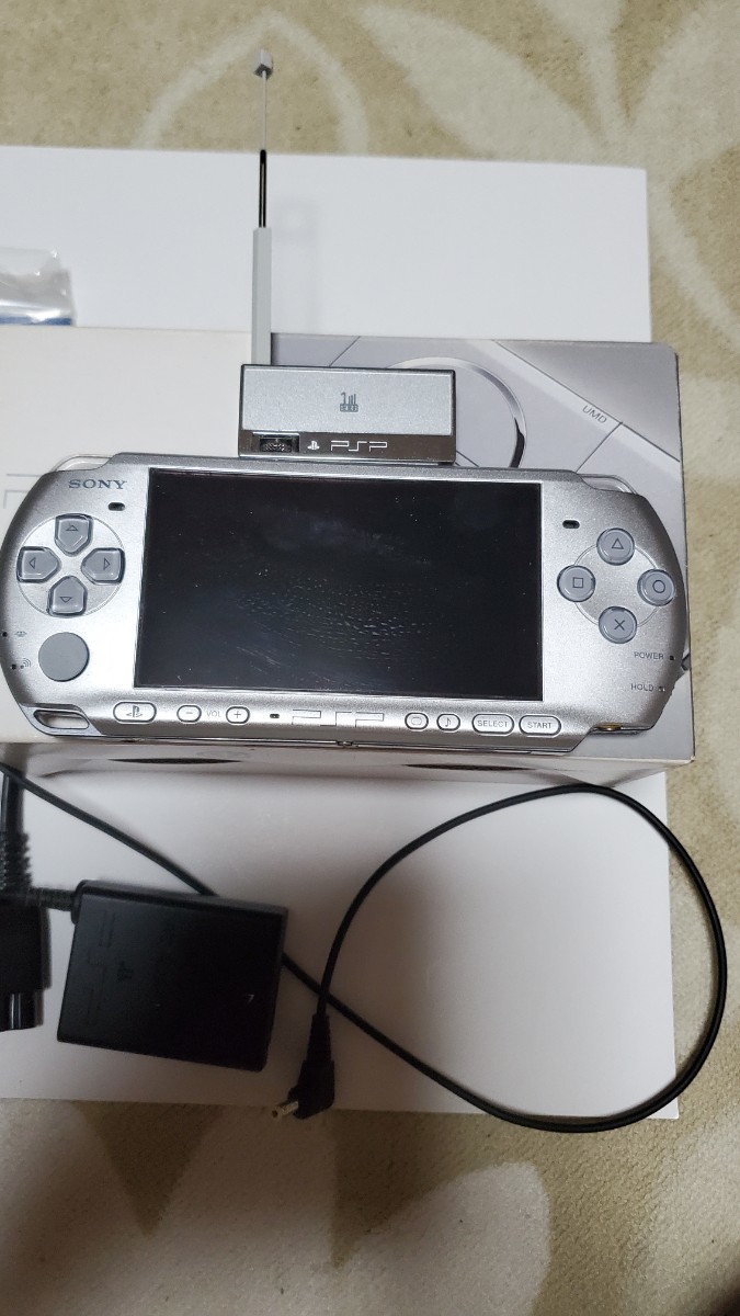 ◎☆SONY PSP-3000☆ミスティック シルバー ☆プレイステーション