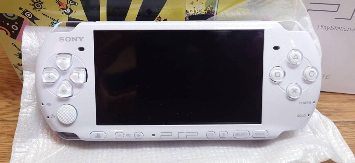 SONY PSP-3000 PATAPON2 パタポン2ドンチャッカ Winterギフトパック