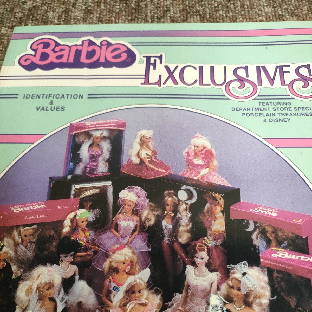6200 発送ゆうパケ　barbie exclusives バービー　　_画像7