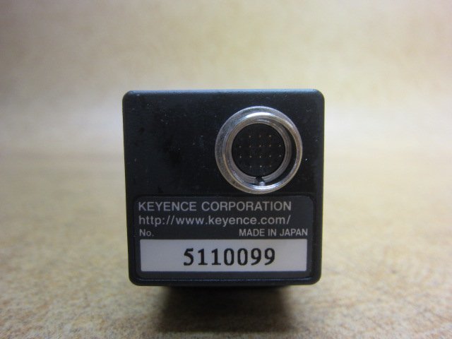 保管品 KEYENCE キーエンス デジタルメガピクセル白黒カメラ CV-025 200万画素 メガピクセルカメラ モノクロCCDカメラ 初期不良保証 2_画像4