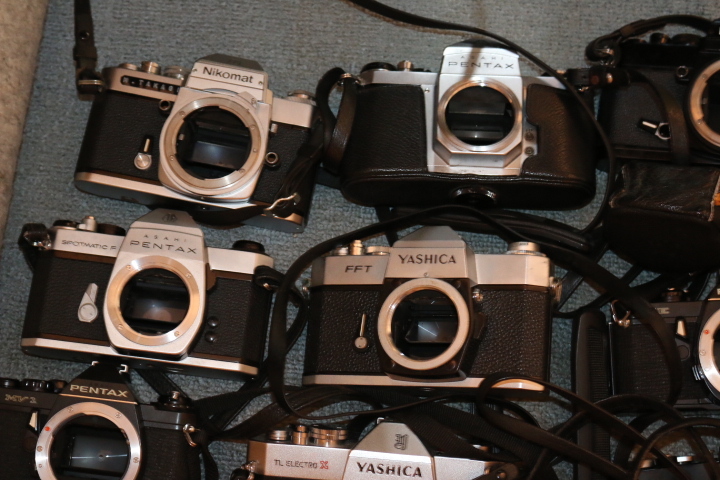 ★訳あり大特価★ CANON NIKON YASHICA OLYMPUS CONTAX PENTAX マニュアルカメラ 24台まとめ #H355の画像2