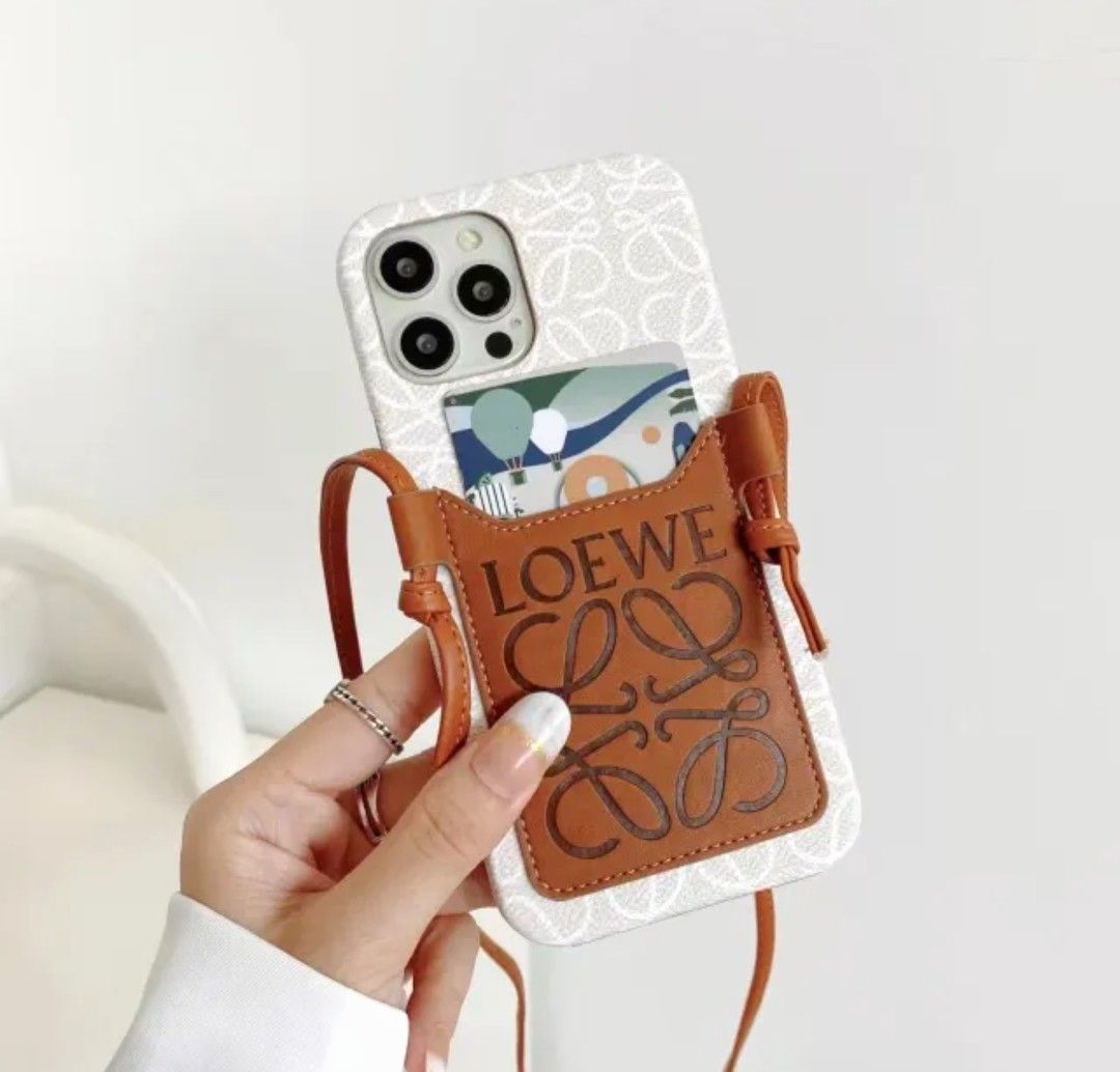 LOEWE ロエベ iPhone スマホショルダー スマホカバー 新品未使用 LOEWE ロエベ iPhone スマホショルダー スマホカバー 新品未使用