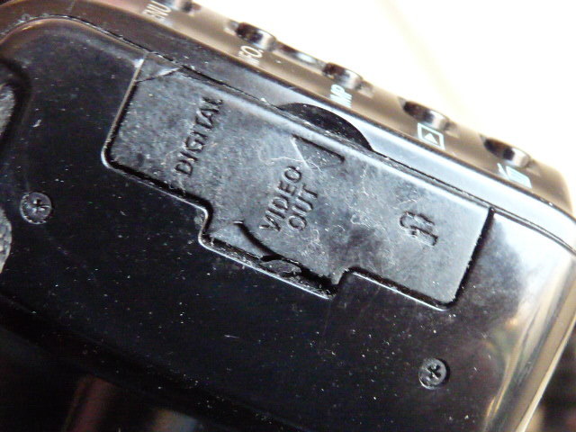 キャノン EOS Kiss Digital DS6041◆ EFS 18-55mm F3.5-5.6 IS Ⅱ/CFカード*すぐに使えるセット_劣化あります。