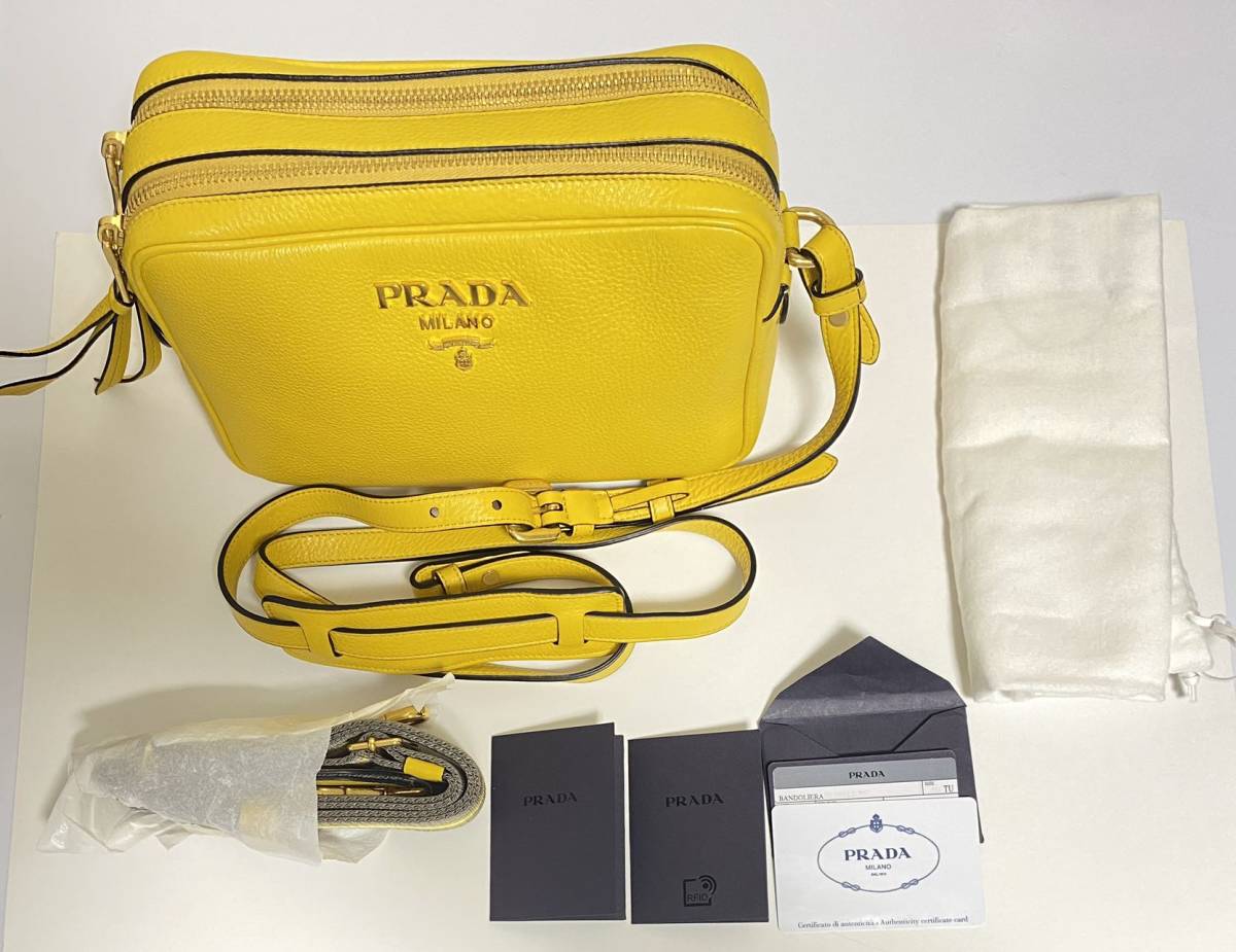 国内即発送 未使用 PRADA プラダ VITELLO DANA 斜めがけ ショルダー