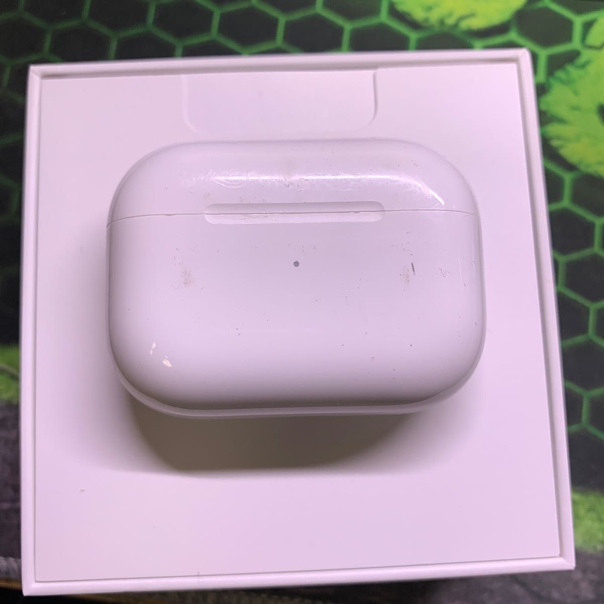 Apple AirPods  Pro 第2世代　充電ケース エアーポッズ 充電器 イヤホン イヤフォン アップルワイヤレスイヤホン