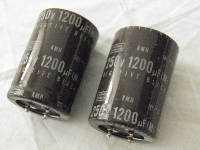 1200μF 250V 2個　日本ケミコン　電解コンデンサー　他にも、各種、コンデンサーを出品しています_画像6