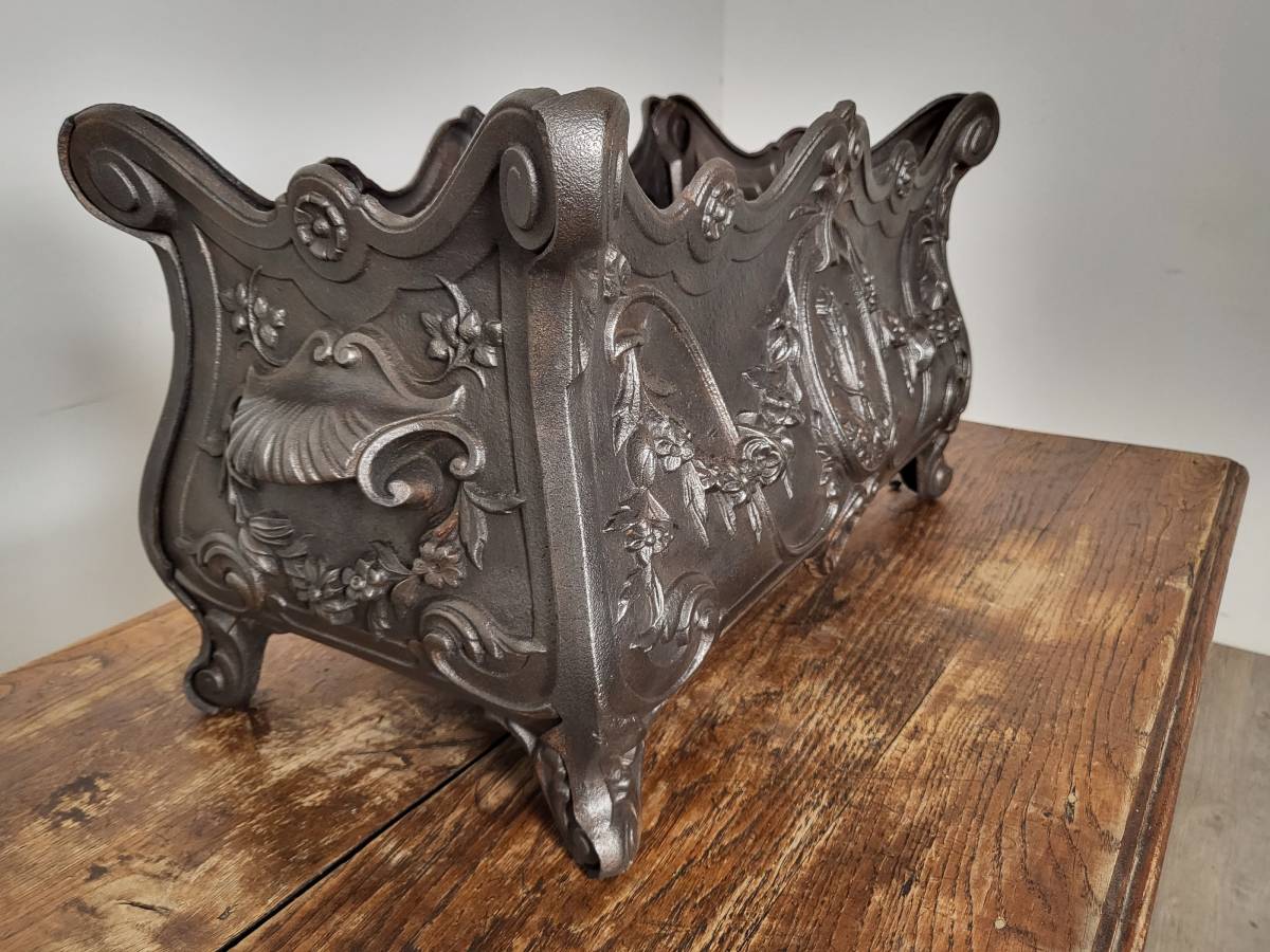 フランス アンティーク 大メタル製　鋳鉄 フラワーポット　花瓶　植木 1800年代_画像4