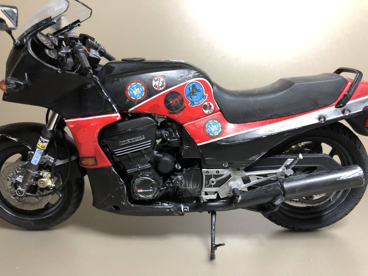 TOP GANマーベリック完全劇中ウェザリング仕様GPZ900R アオシマ製1/12_画像4