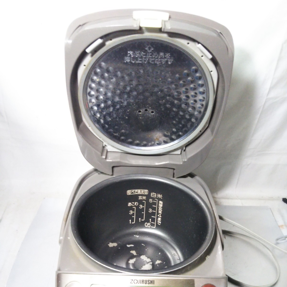 送料無料(4Ｍ2534)象印　ZOJIRUSHI　炊飯器　NP-HC１０　_画像2