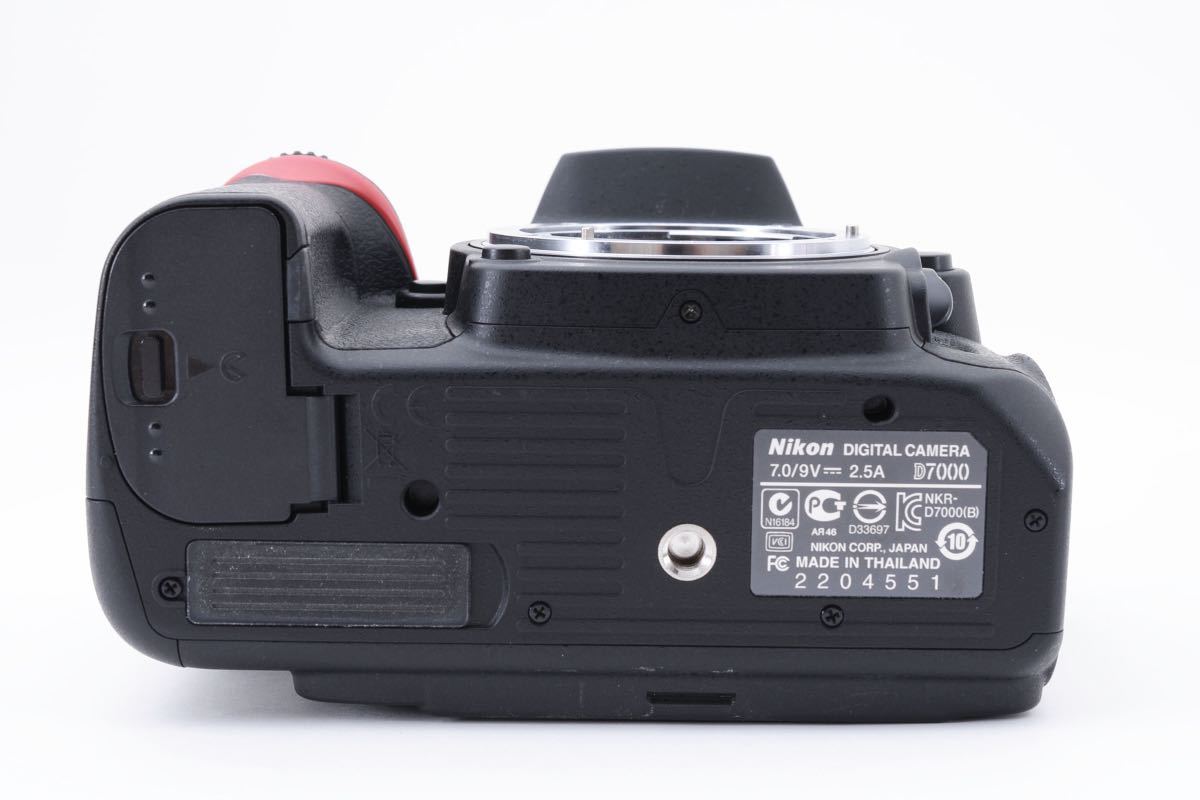 適当な価格 極上品元箱付*Nikon ボディ 付属品多数 ニコン デジタル