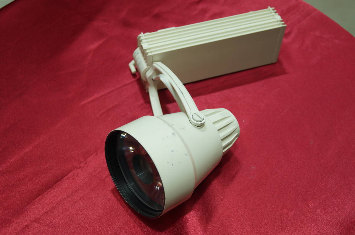 中古 DAIKO 大光電機 LEDスポットライト 電球色 33w 点灯確認 LZS-91770YW LEDライト LEDビーム球 led投光器 ダクトレール用_画像1