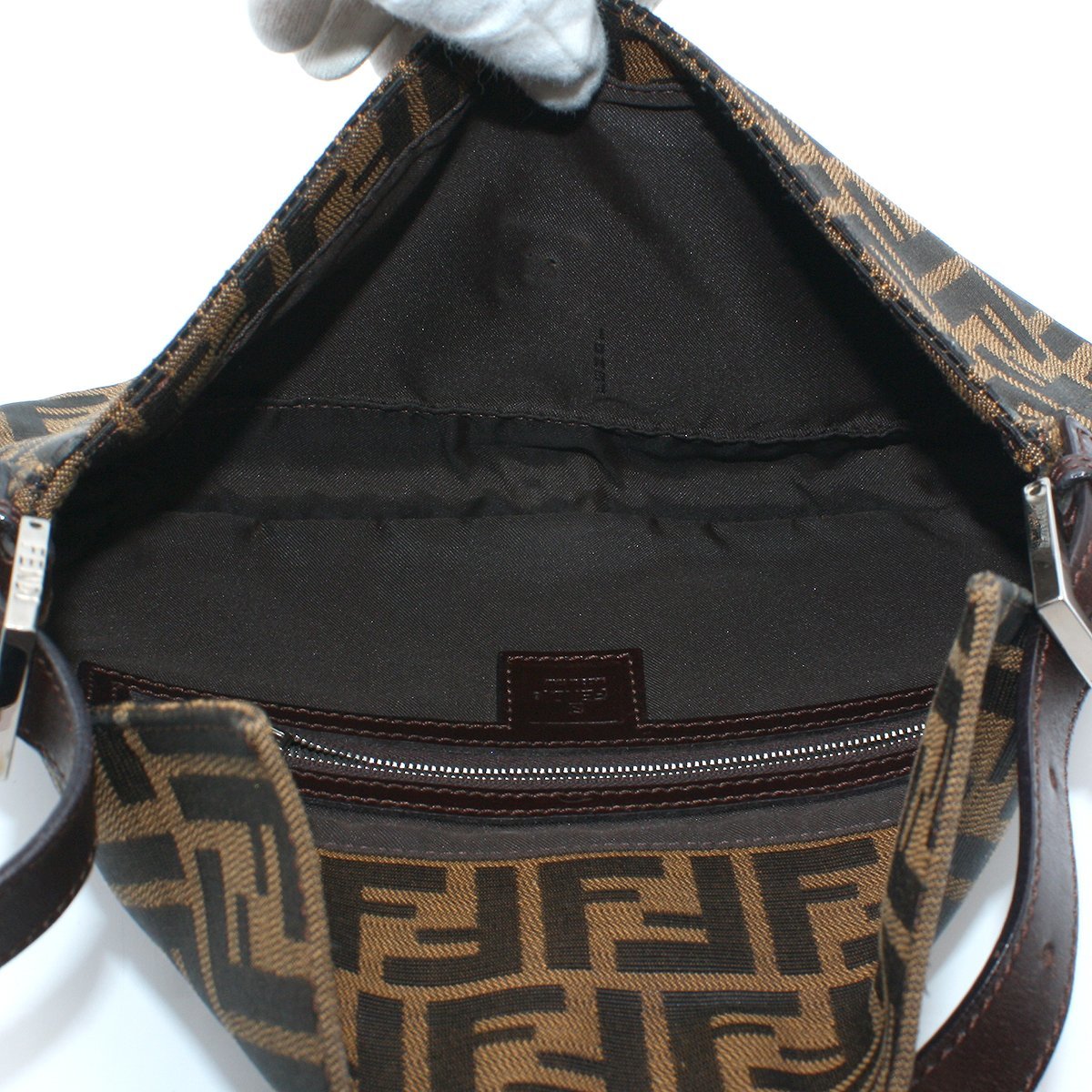 ★B2731 美品 フェンディ ズッカ柄 マンマバケット ワンショルダー ハンドバッグ 3505 26424 008 ブラウン FENDI レディース★_画像7