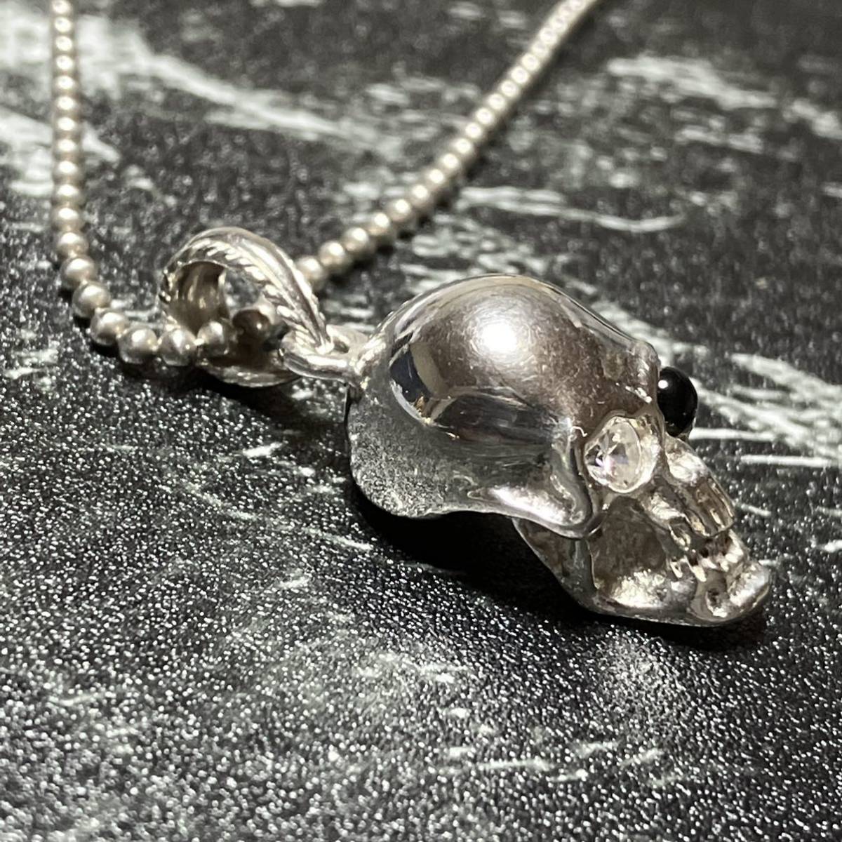 [ws330] superior article * Folli Follie folli follie Skull Stone necklace silver925 silver skull skeleton 