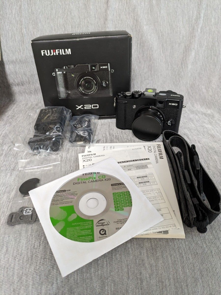 FUJIFILM X20