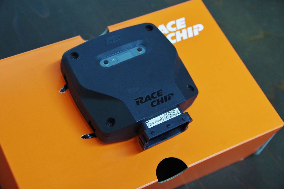 RACECHIP GTS フォード フォーカス 1.5エコブースト　サブコン　　　　　　　　　RACE CHIP FORD FOCUS レースチップ_画像2