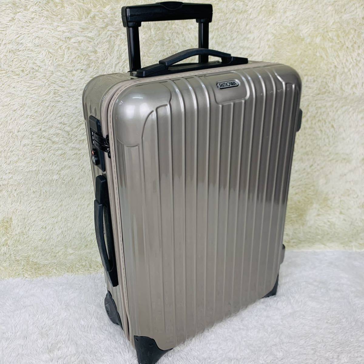 美品】RIMOWA リモワ SALSA サルサ 32L 機内持ち込み TSAロック 2輪