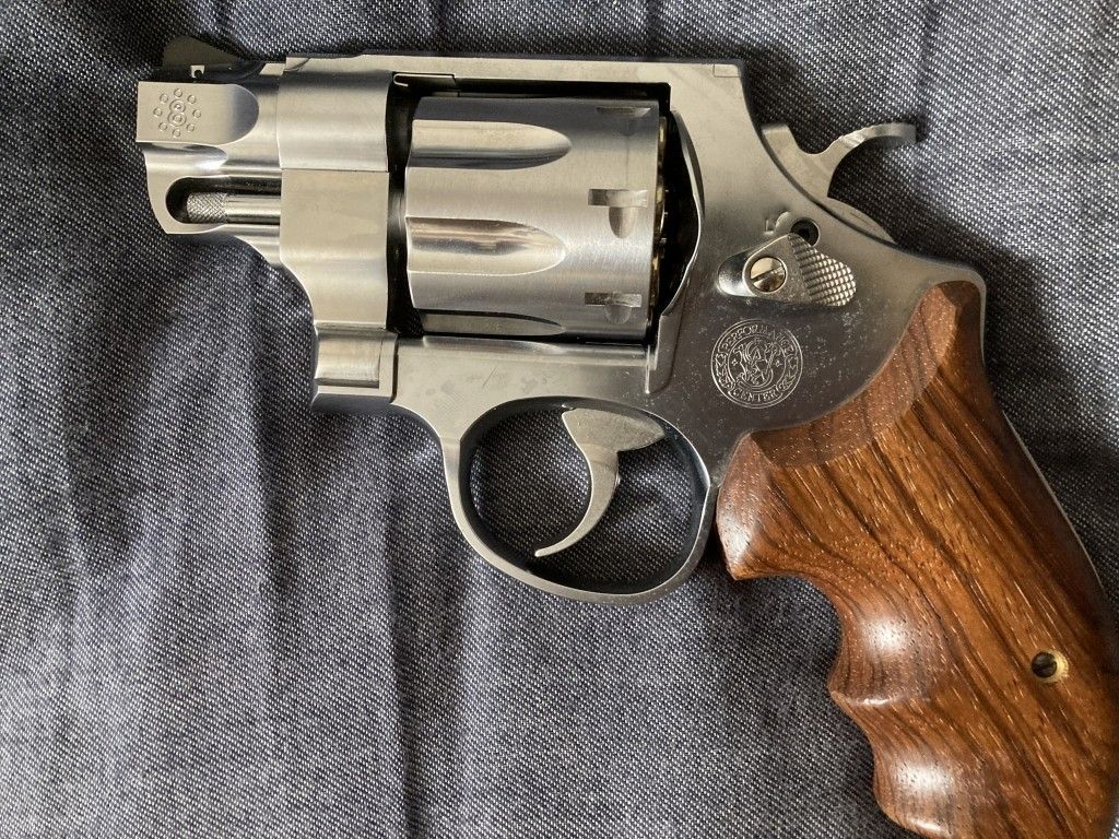 木製グリップ/ホルスター付】TANAKA(タナカ) S&W M327 R8 木製グリップ/ホルスター付】TANAKA(タナカ) S&W M327 R8