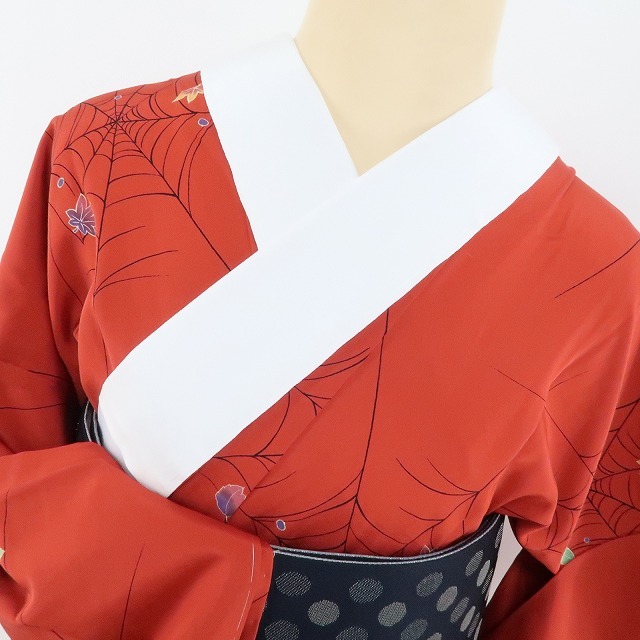 ゆめsaku2 新品 蜘蛛の巣 着物 正絹 仕付け糸付“紅葉や銀杏 萩も ゆめsaku2 新品 蜘蛛の巣 着物 正絹 仕付け糸付“紅葉や銀杏 萩も