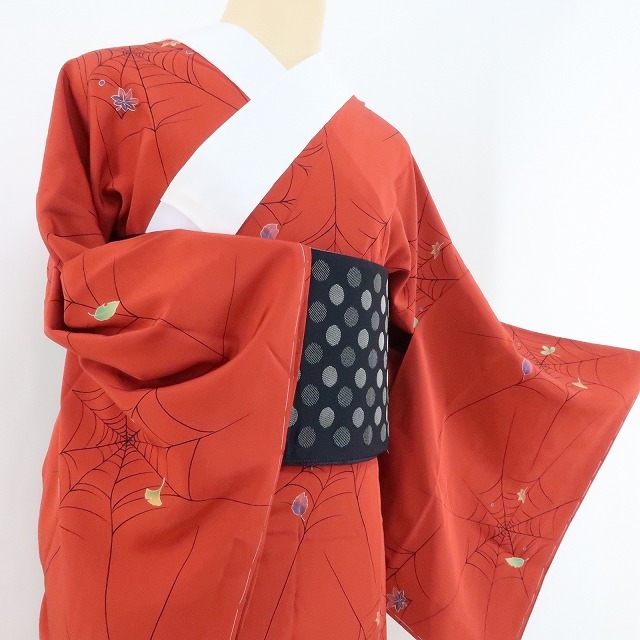 ゆめsaku2 新品 蜘蛛の巣 着物 正絹 仕付け糸付“紅葉や銀杏 萩も ゆめsaku2 新品 蜘蛛の巣 着物 正絹 仕付け糸付“紅葉や銀杏 萩も
