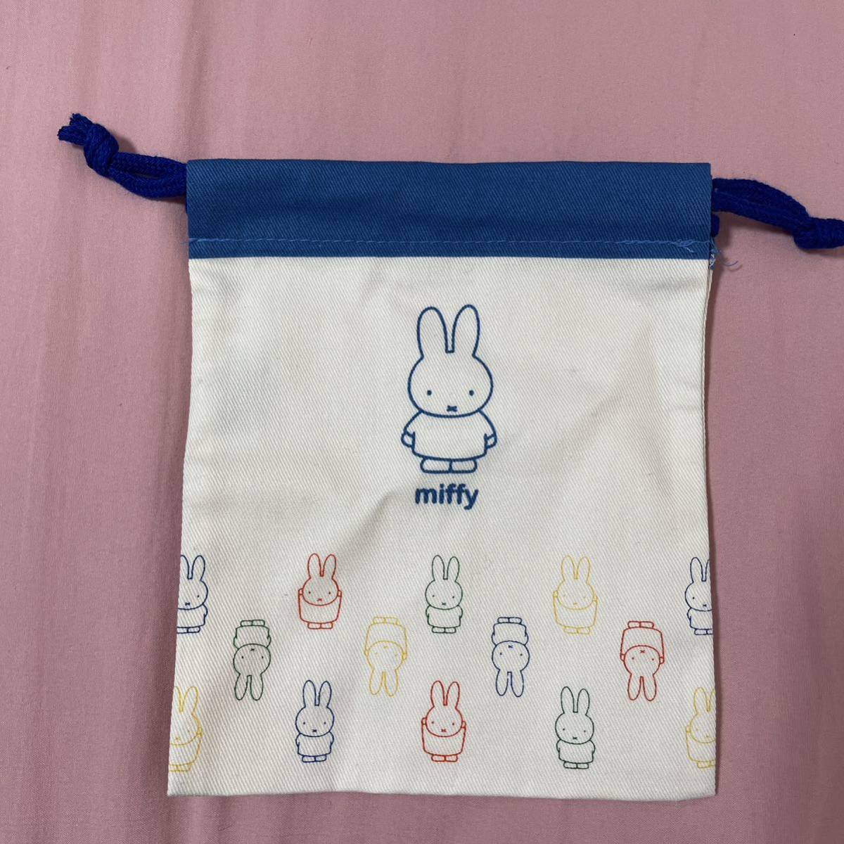 * new goods * Miffy Mini pouch 