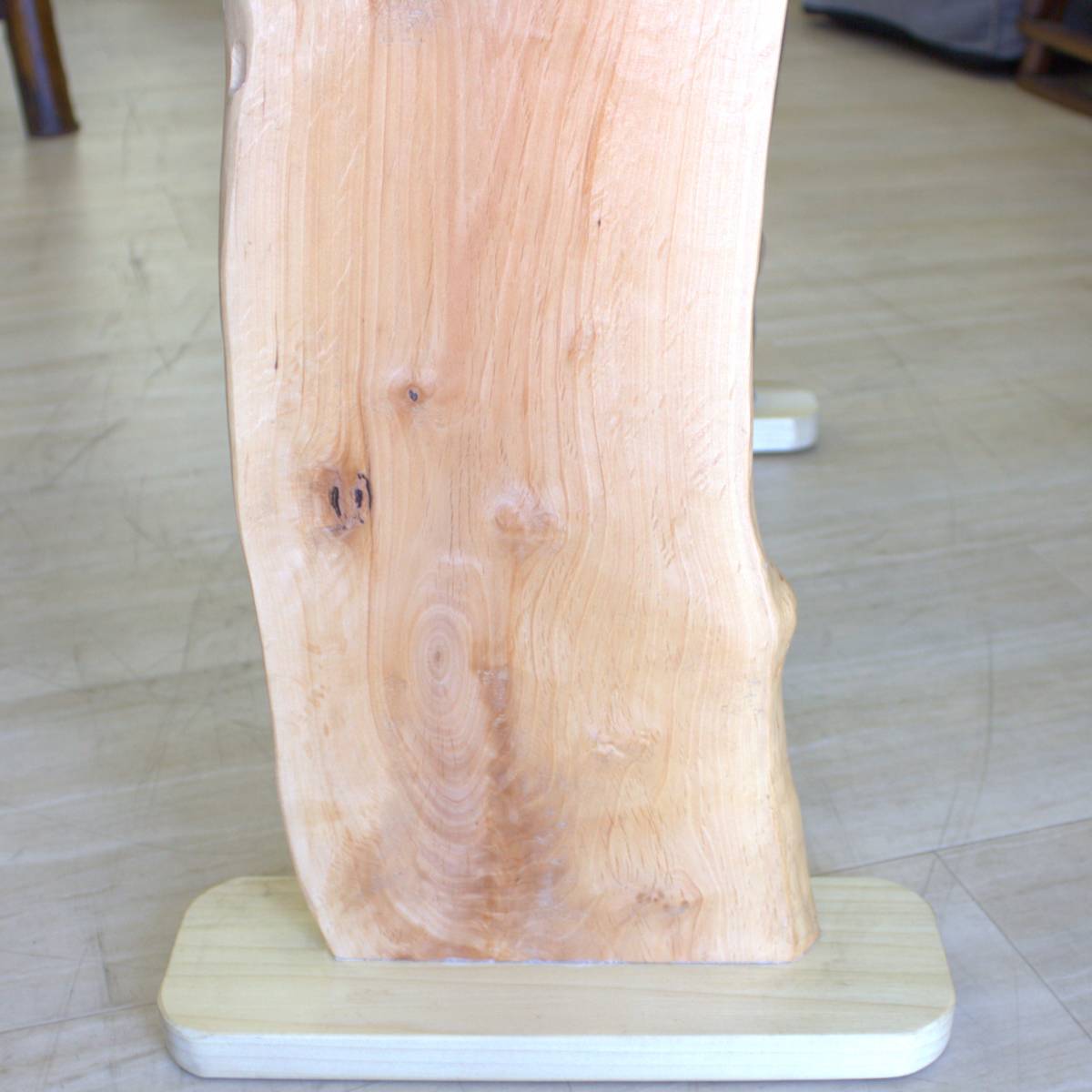 天然木(杉)一枚板テーブル　天板厚２５㎜　少々キズ有_画像5