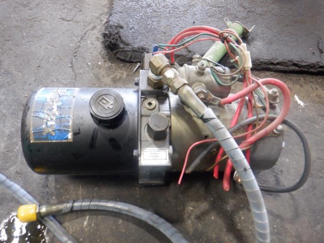 フォークリフト(ハンドリフター)の油圧ポンプ　Haldex　Y123915_画像5