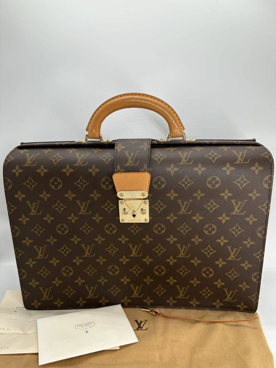本店は LOUIS VUITTON ルイヴィトン モノグラム セルヴィエット フェルモワール M53305 ビジネスバッグ ブリーフケース メンズレディース ブラウン ブリーフケース、書類かばん 本店は LOUIS VUITTON ルイヴィトン モノグラム セルヴィエット フェルモワール M53305 ビジネスバッグ ブリーフケース メンズレディース ブラウン ブリーフケース、書類かばん