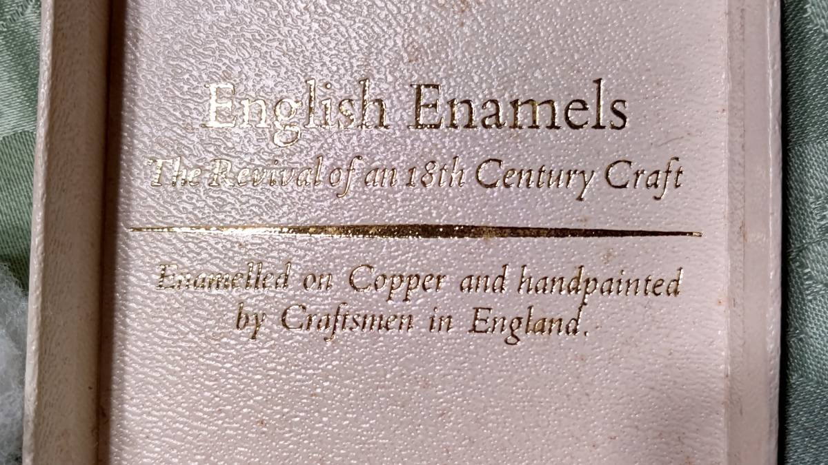 英国製 エナメルボックス（4.4×3㎝）Copper & handpainted Beatrix Potter Enamel Box By CRUMMLES & Co. MADE IN ENGLAND ケース入り_画像9