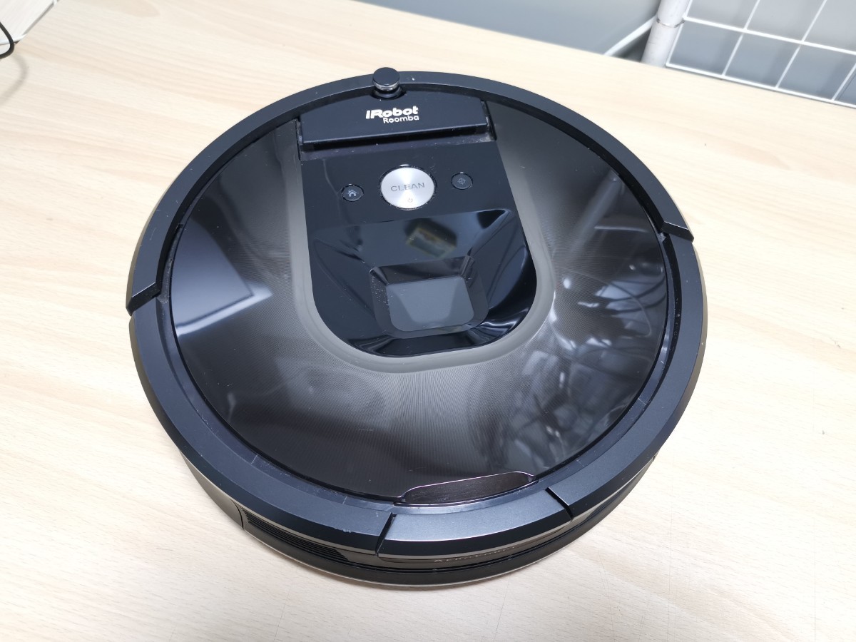 適当な価格 iRobot Roomba アイロボットルンバ 2017年製 通電のみ 現状