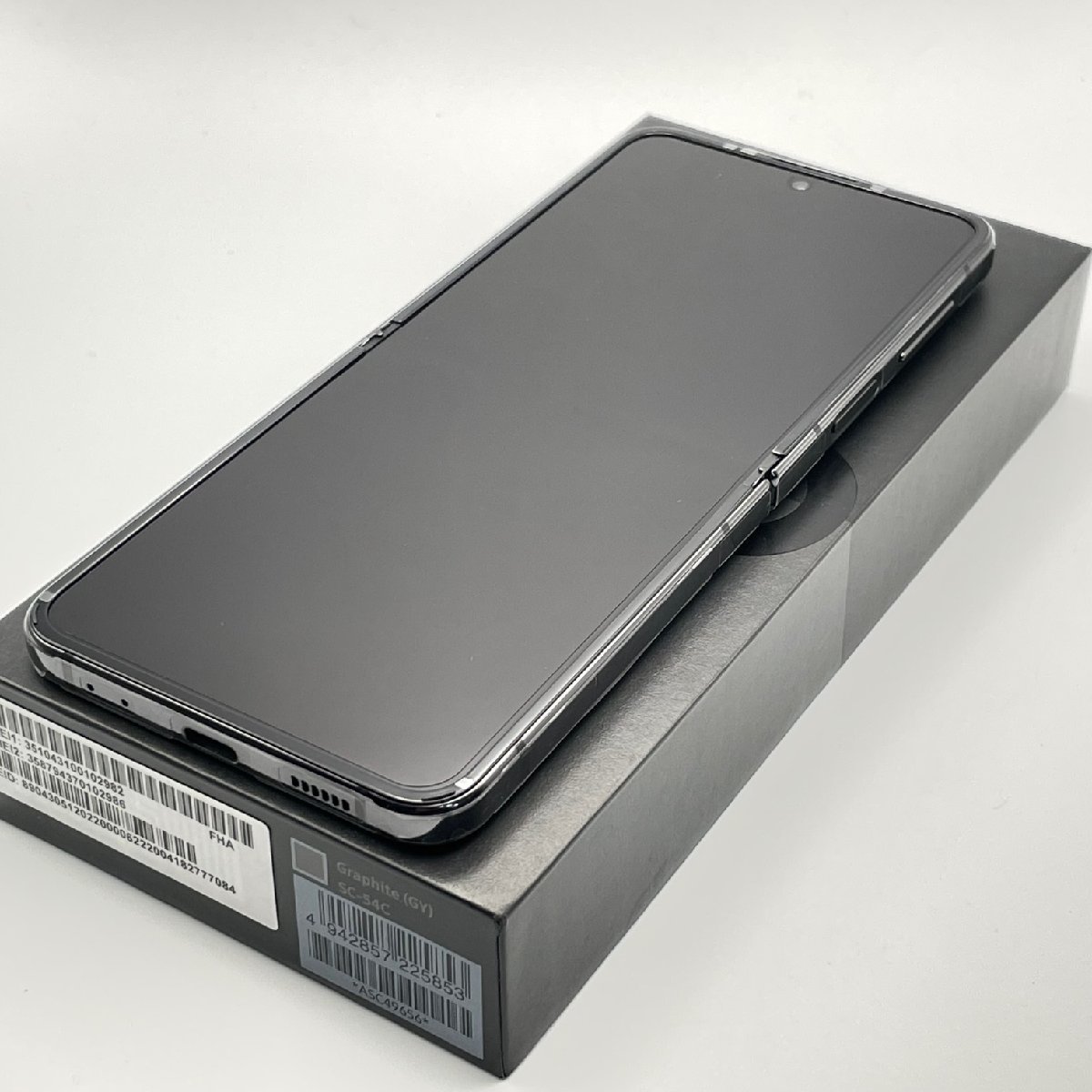 交換品 Galaxy Z Flip4 SC-54C グラファイト Android スマートフォン ドコモ SIMロックなし SIMフリー