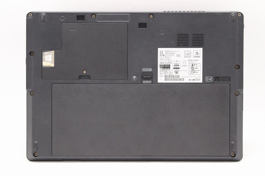 中古美品フルHD 13.3型Fujitsu LIFEBOOK U7311/F Windows11 / 第11世代