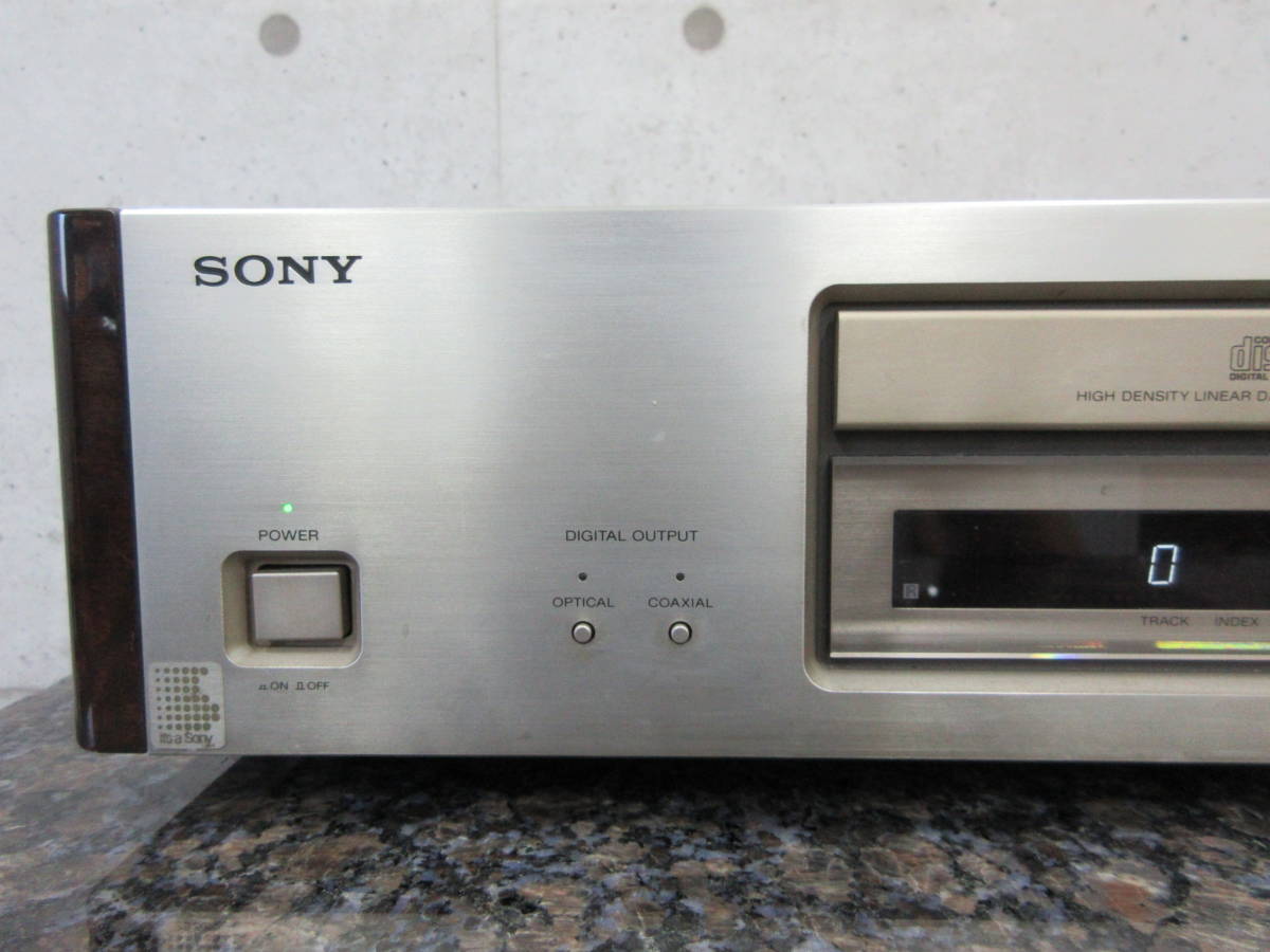【ジャンク品】SONY CDプレーヤー CDP-R3 ソニー _使用に伴う小キズやヨゴレがあります