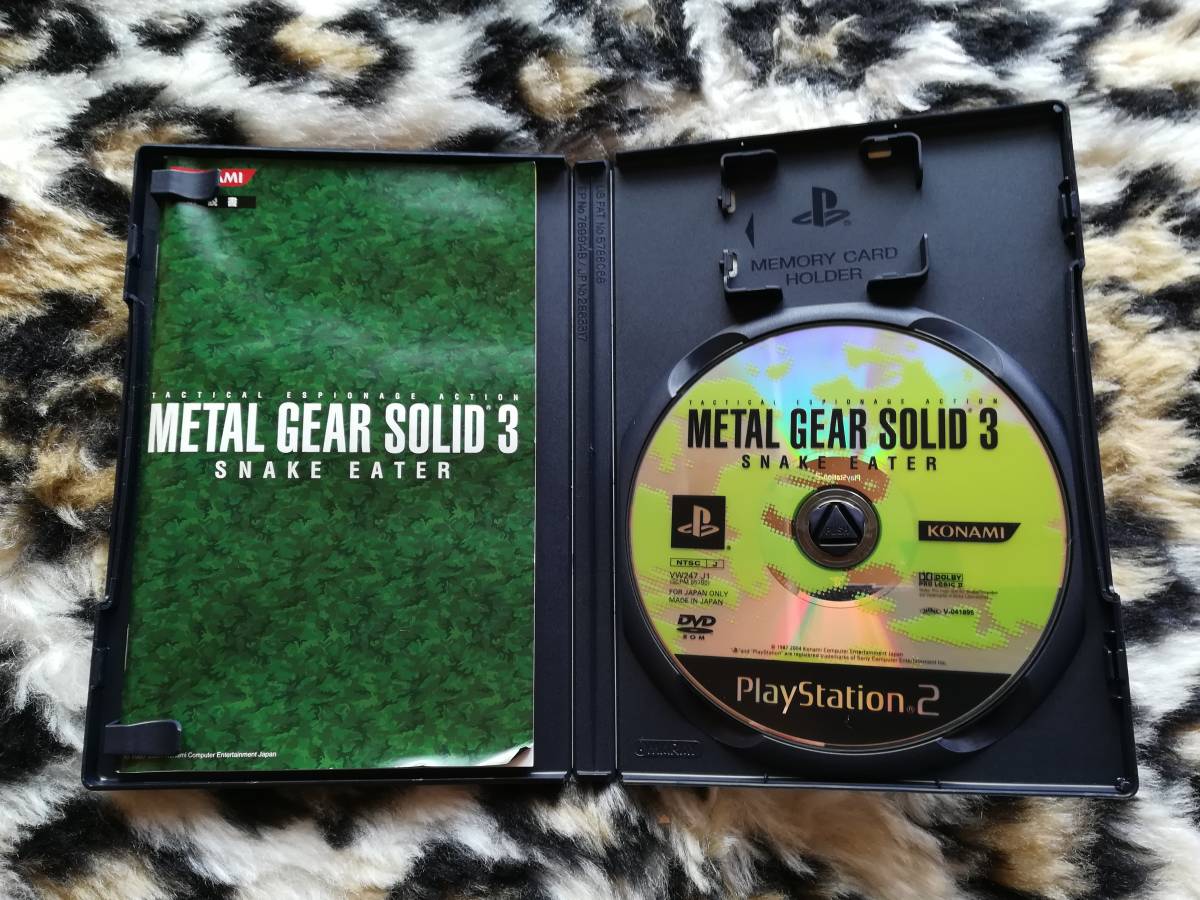 【中古・盤面良好・動作確認済み】PS2　METAL GEAR SOLID 3 SNAKE EATER　　管1　同梱可_画像2