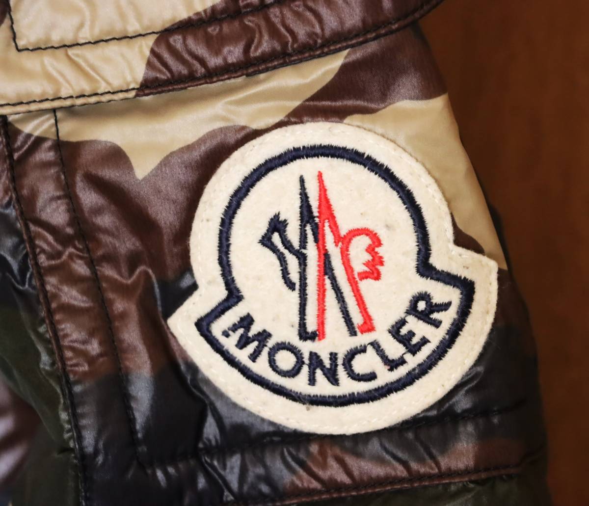 モンクレール【極美品】HIMALAYA ヒマラヤ 迷彩柄 サイズ00 国内正規品タグ MONCLER_画像3