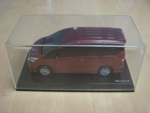 非売品 日産 セレナ カラーサンプル ミニカー マルーンレッドの画像1