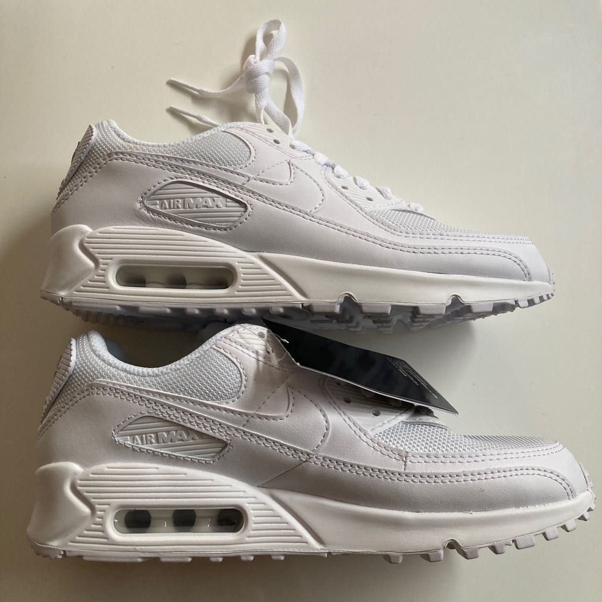 ナイキ　エアマックス90                                  NIKE AIR MAX90 白　25