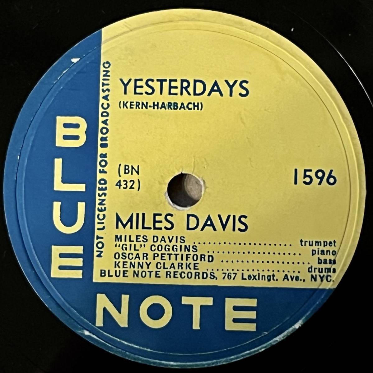 ジャズ一般 MILES DAVIS BLUE NOTE Yesterdays/ Chance It
