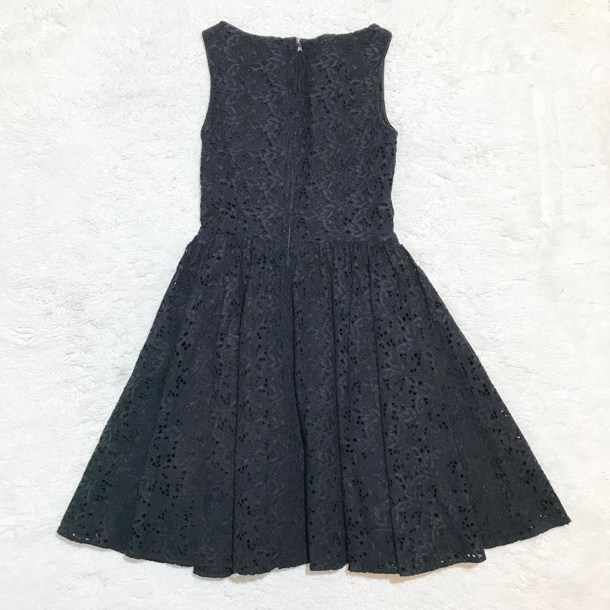 【未使用級】FOXEY フォクシー Dress NERINE アイレット刺繍　ワンピース　ドレス