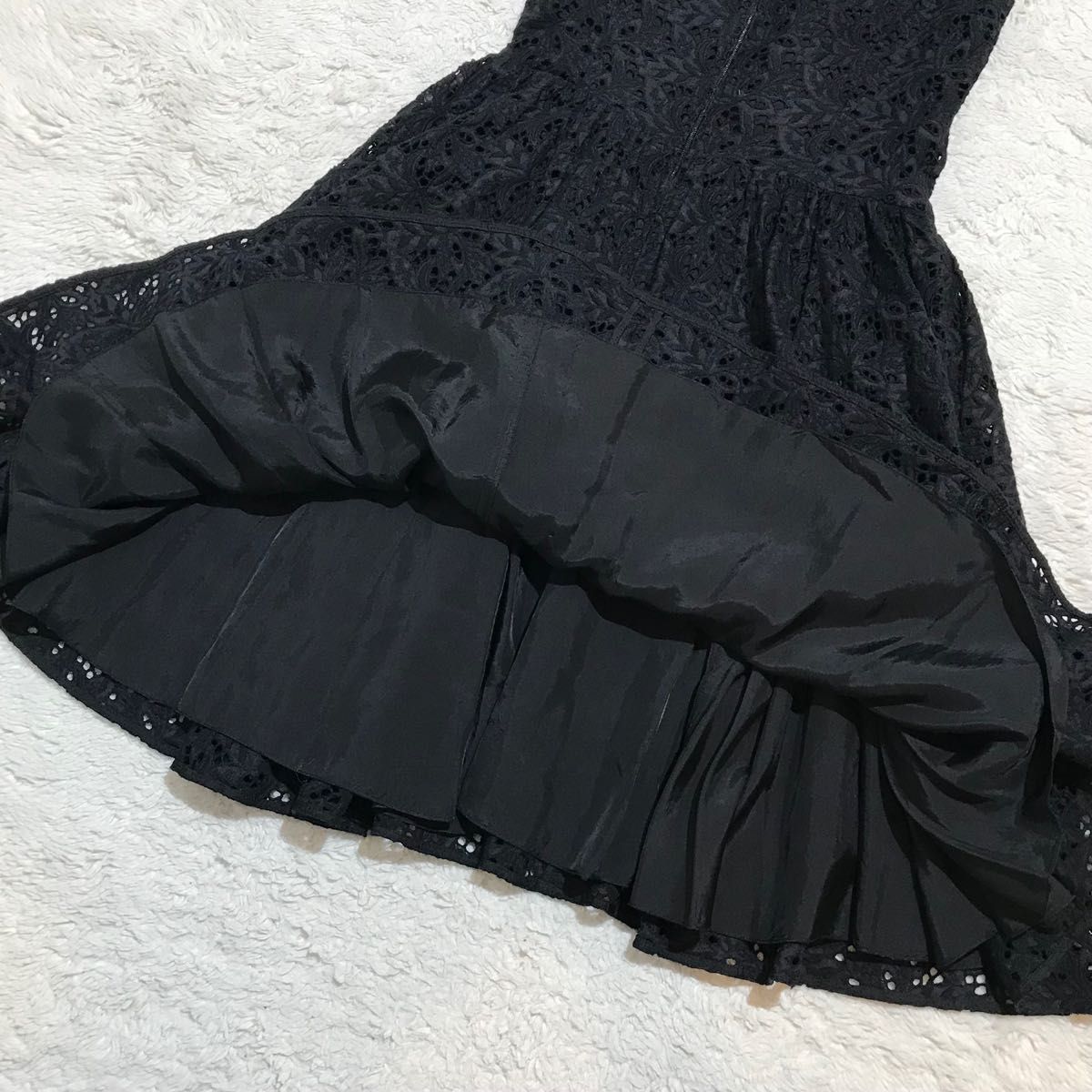 未使用級】FOXEY フォクシー Dress NERINE アイレット刺繍 未使用級】FOXEY フォクシー Dress NERINE アイレット刺繍