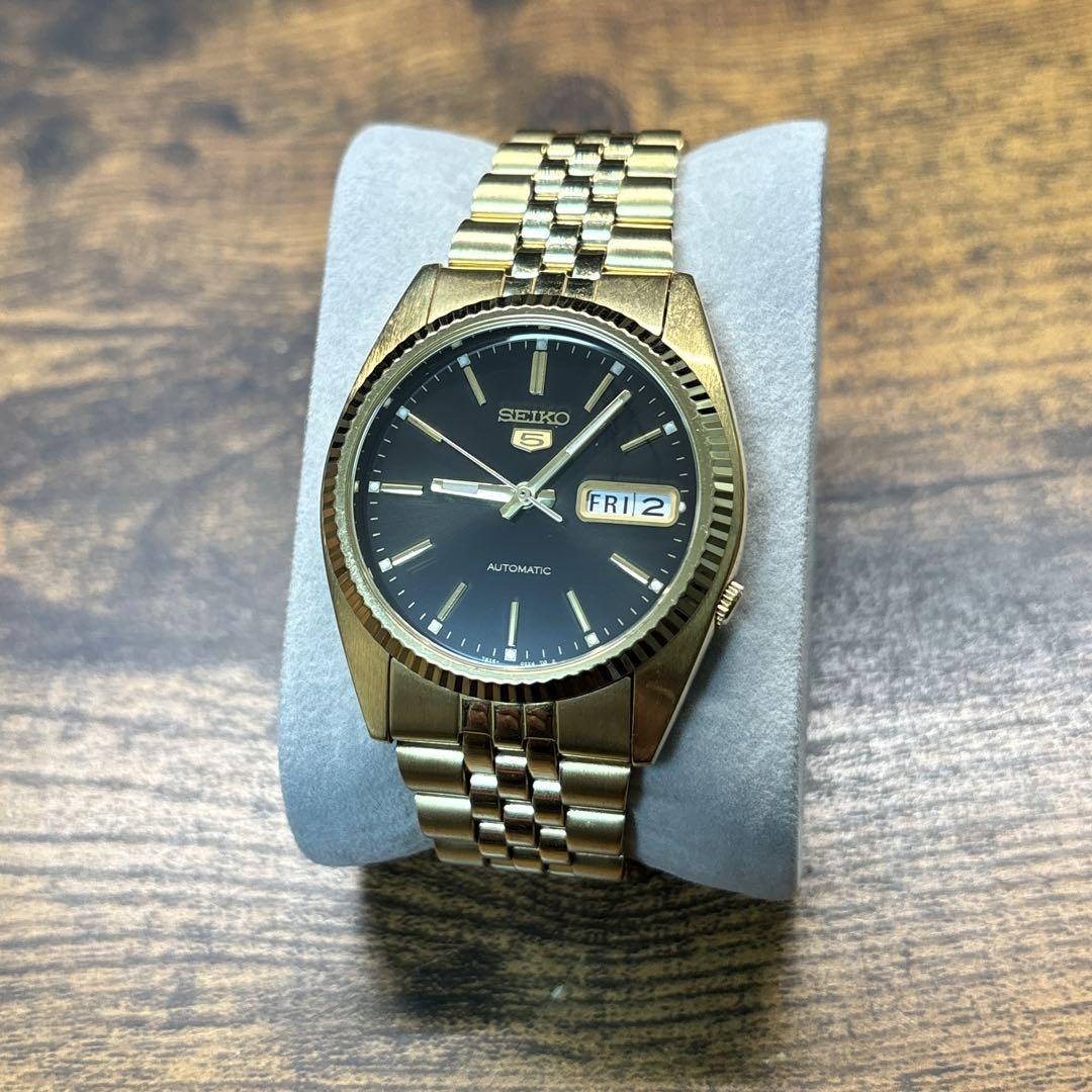 SEIKO5 7S26-0500 自動巻き デイトデイト フルーテッドベゼル SEIKO5 7S26-0500 自動巻き デイトデイト フルーテッドベゼル