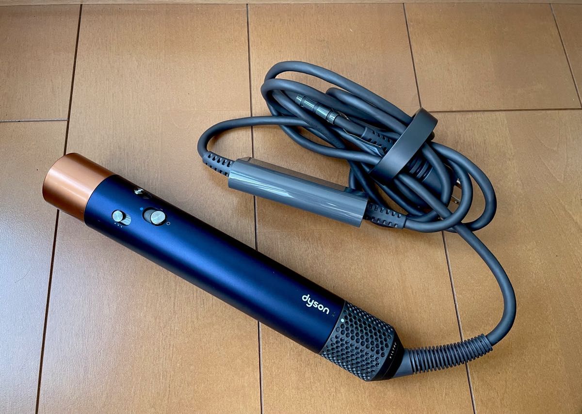 美品 ダイソン マルチスタイラー Dyson Airwrap ダークブルー 美品 ダイソン マルチスタイラー Dyson Airwrap ダークブルー