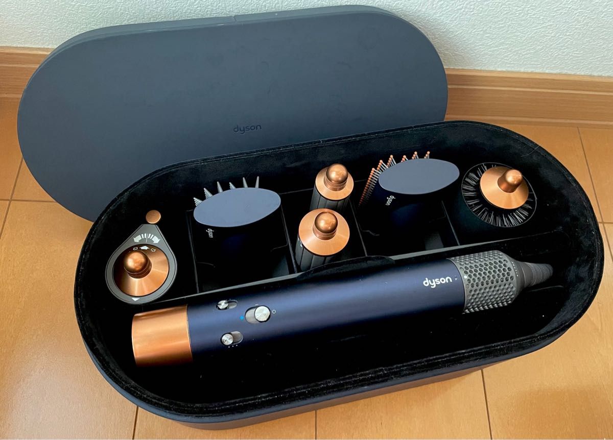 美品 ダイソン マルチスタイラー Dyson Airwrap ダークブルー 美品 ダイソン マルチスタイラー Dyson Airwrap ダークブルー