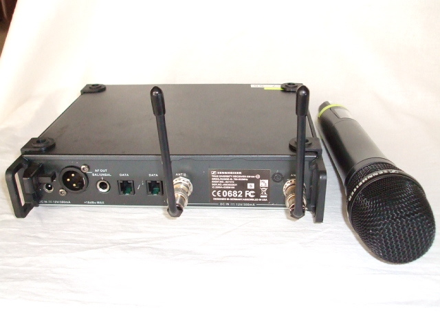 SENNHEISER(ゼンハイザー)ワイヤレスマイクセット ew100 em100 SENNHEISER(ゼンハイザー)ワイヤレスマイクセット ew100 em100