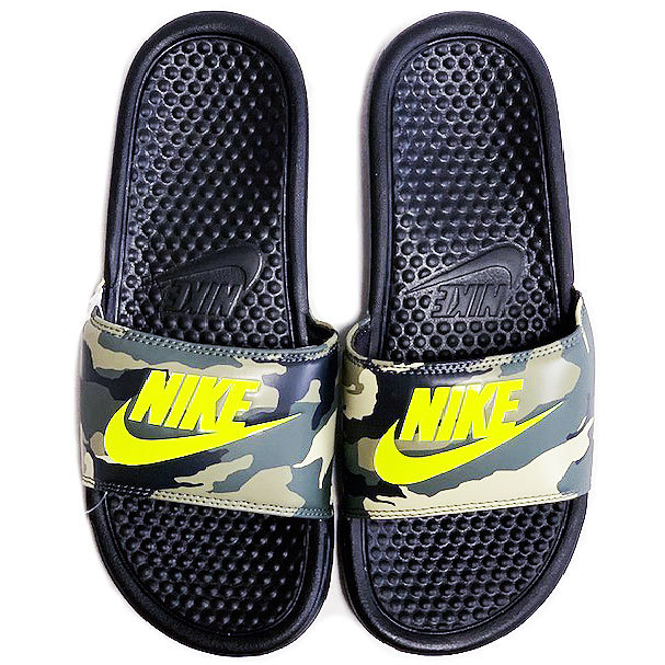 日本未入荷■NIKE(ナイキ) BENASSI JDI PRINT ベナッシ サンダル 迷彩グリーンカモ黒イエローUS7 25㎝[631261-007]